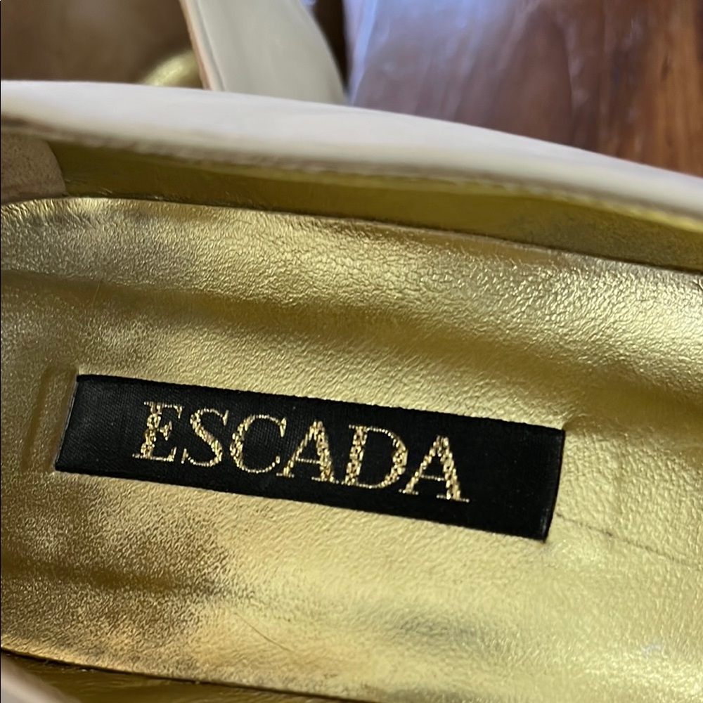 Escada White and Gold Flats with Geometric Embellishments - Picture 2 of 15